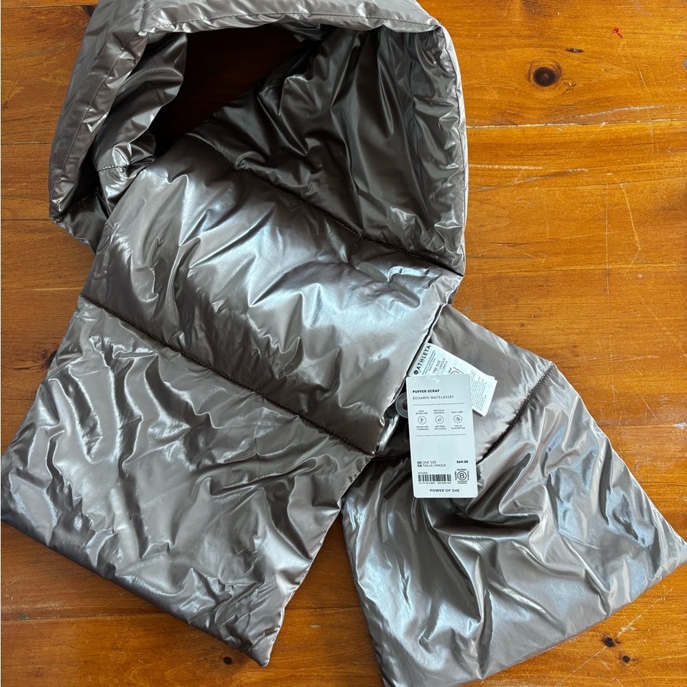 Athleta Metallic Silver Puffer Scarf